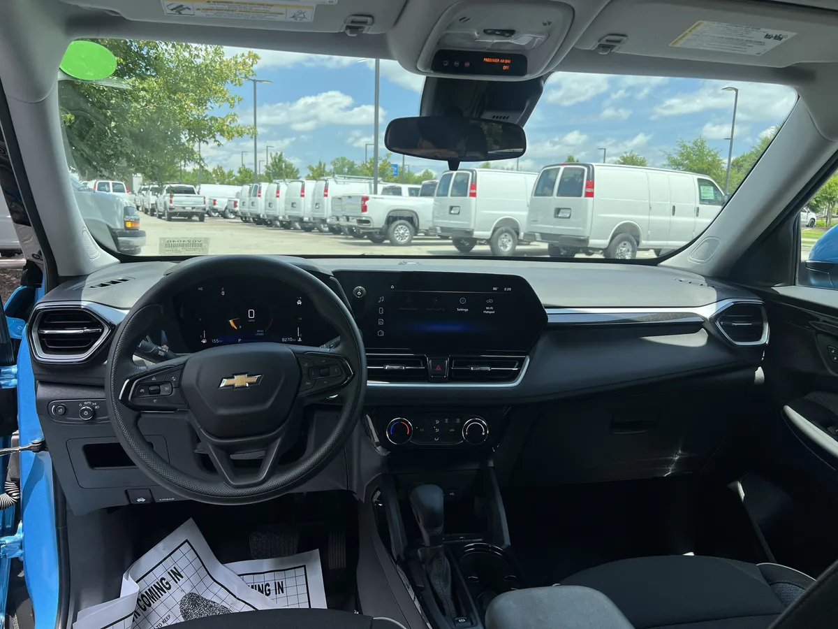 2025 Chevrolet Trailblazer LT thumbnail 31
