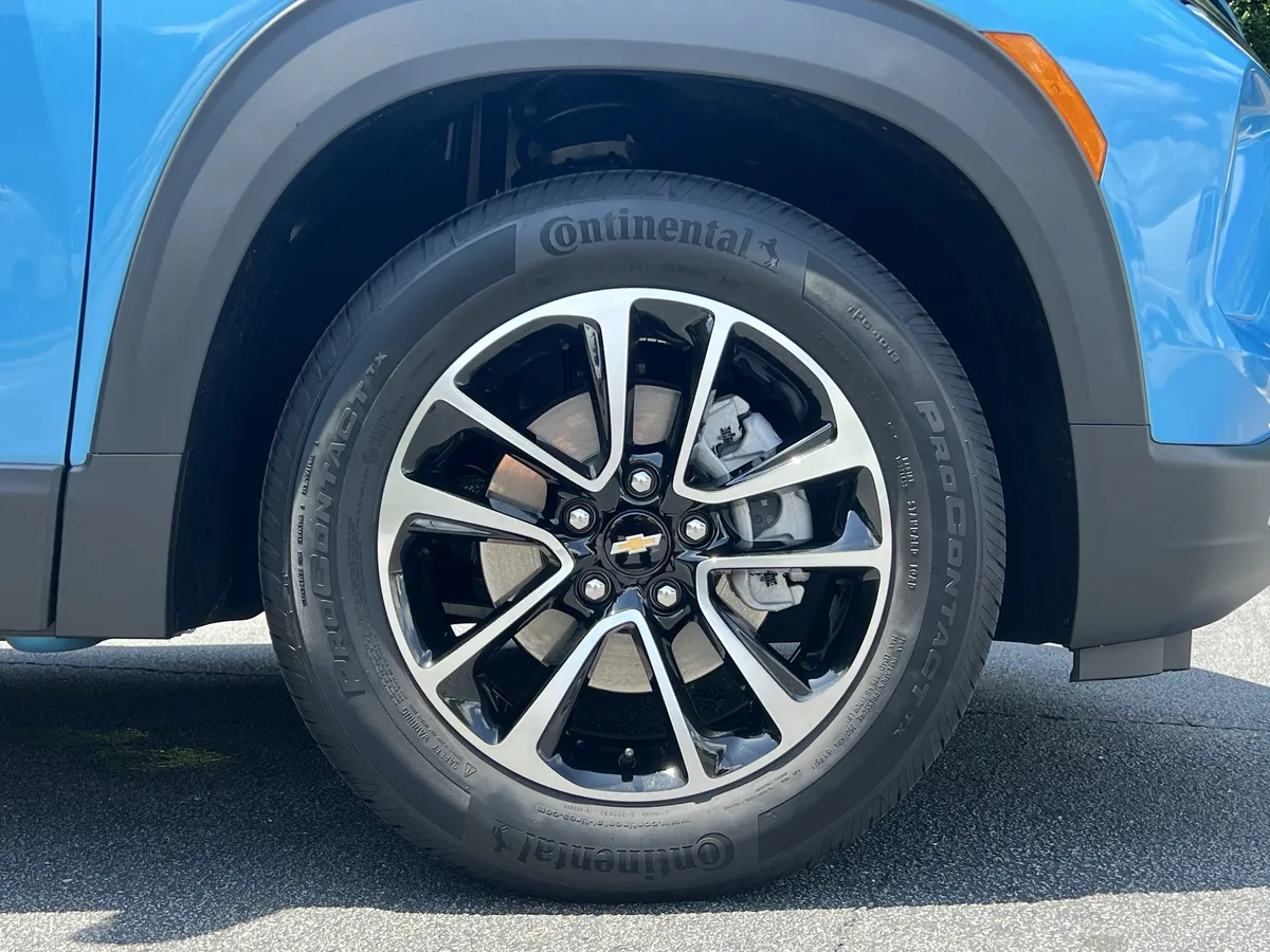 2025 Chevrolet Trailblazer LT thumbnail 36