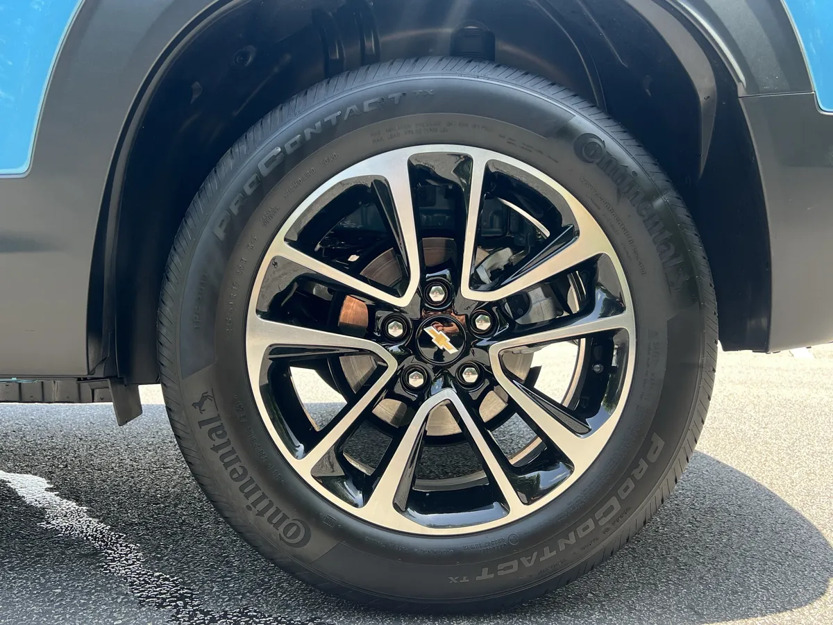 2025 Chevrolet Trailblazer LT thumbnail 38