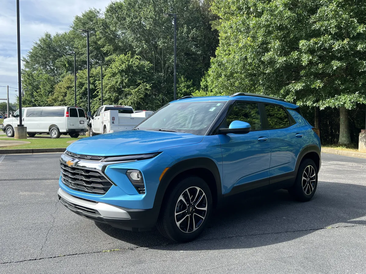 2025 Chevrolet Trailblazer LT thumbnail 4