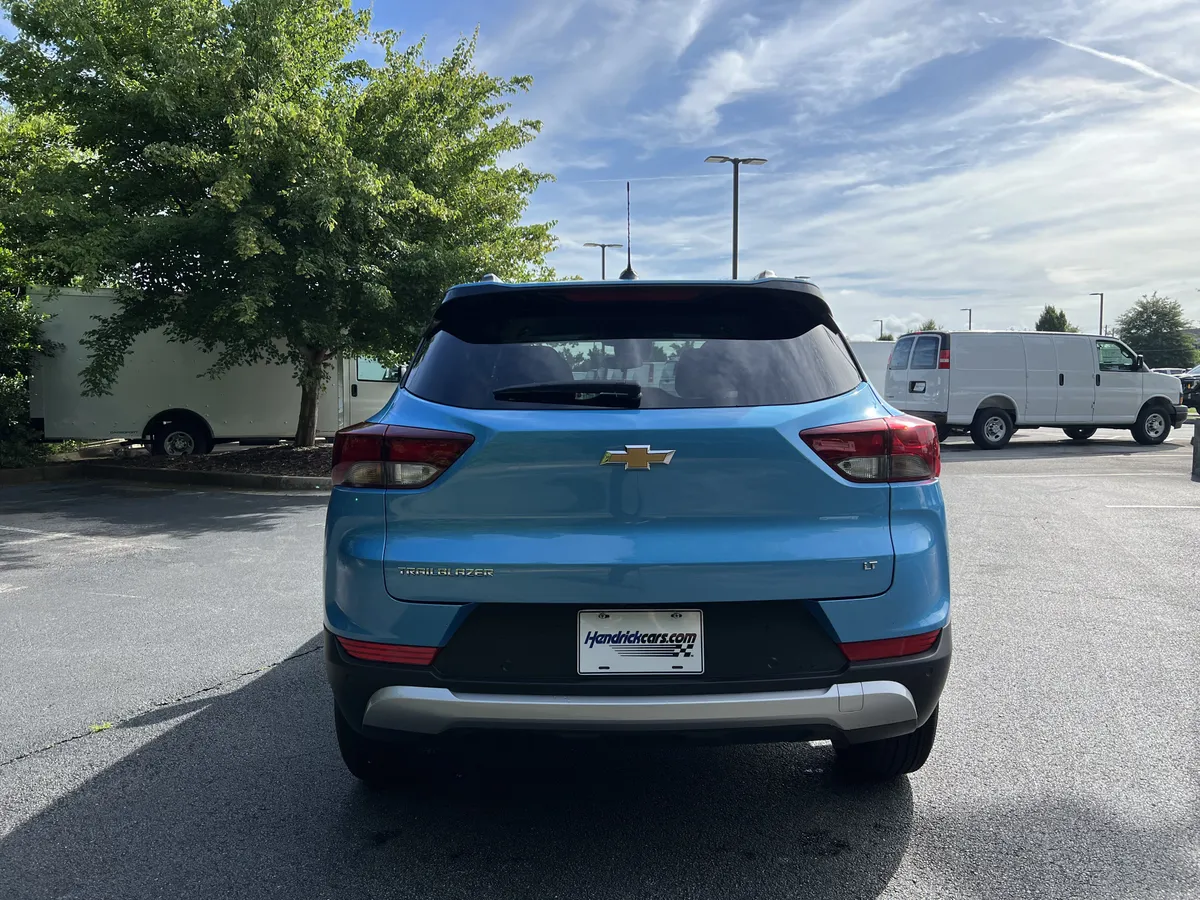 2025 Chevrolet Trailblazer LT thumbnail 7