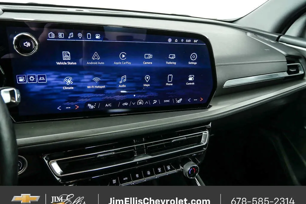 2025 Chevrolet Traverse AWD LT thumbnail 12