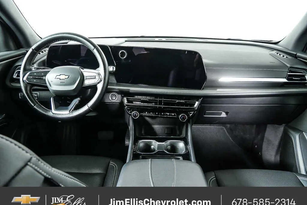 2025 Chevrolet Traverse AWD LT thumbnail 18