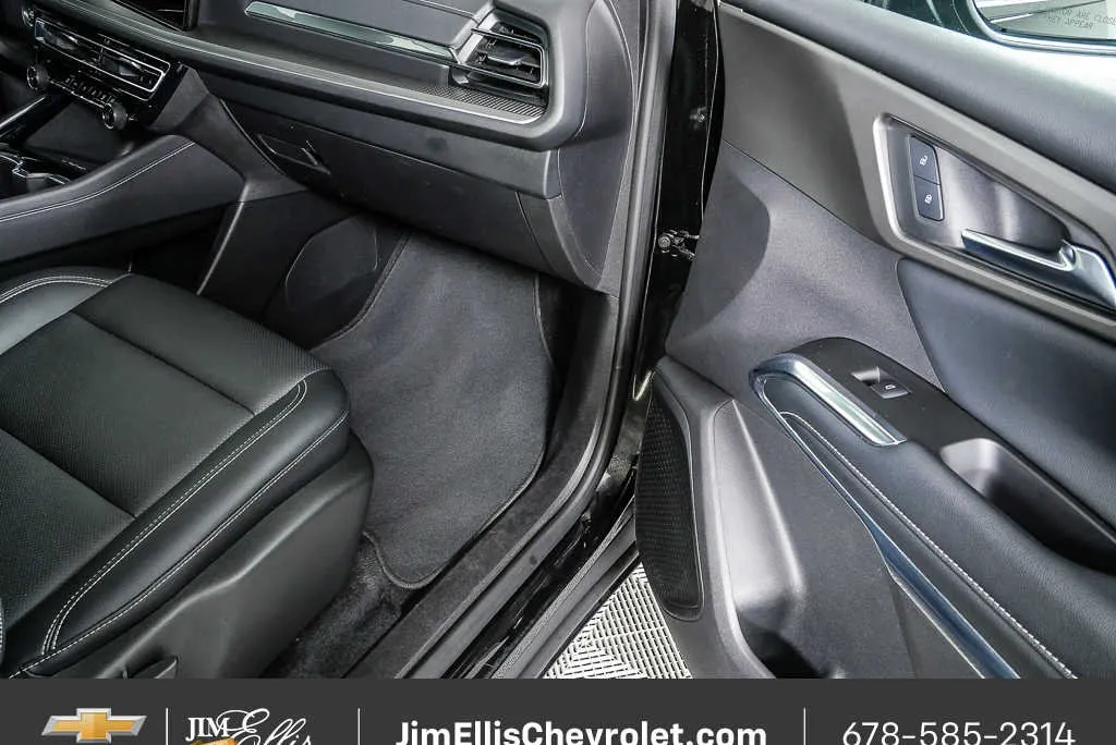 2025 Chevrolet Traverse AWD LT thumbnail 22