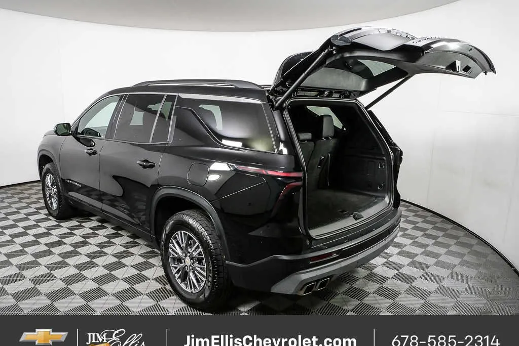 2025 Chevrolet Traverse AWD LT thumbnail 32