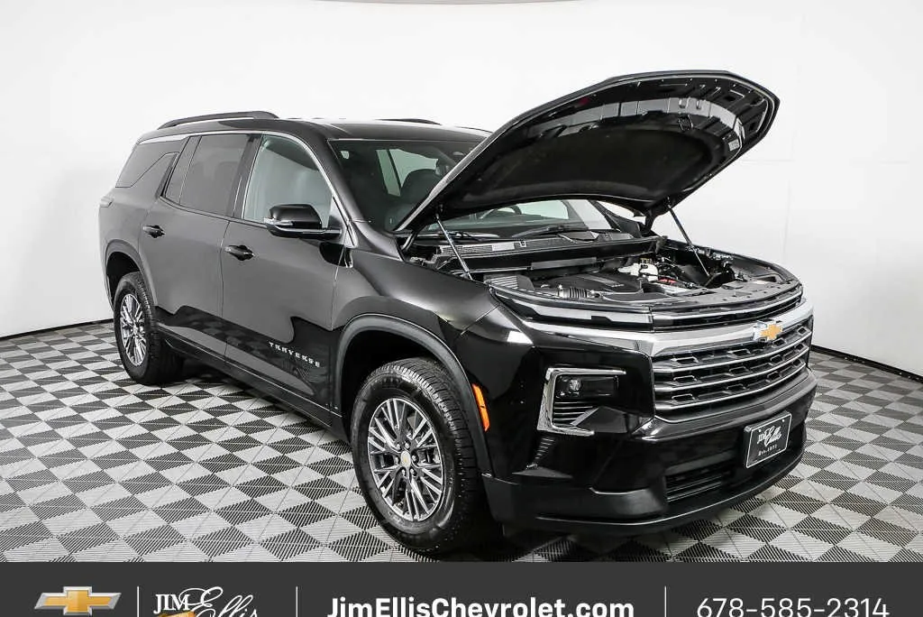 2025 Chevrolet Traverse AWD LT thumbnail 34