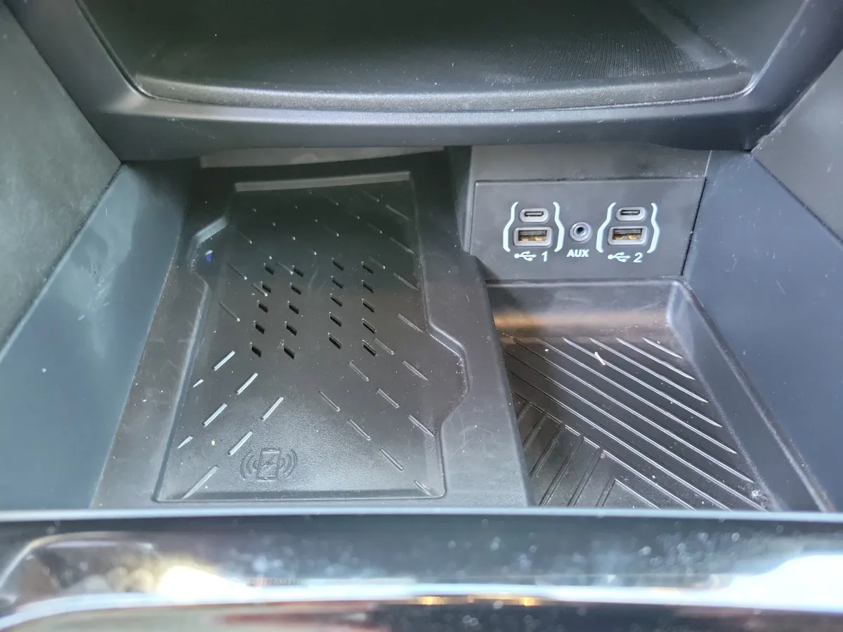 2025 Chrysler Pacifica Limited thumbnail 14