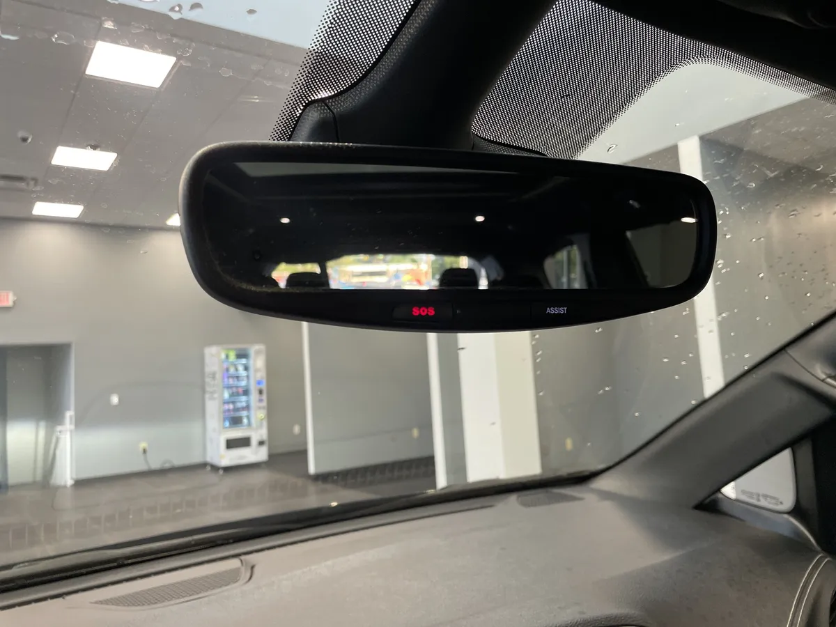 2025 Chrysler Pacifica Limited thumbnail 29