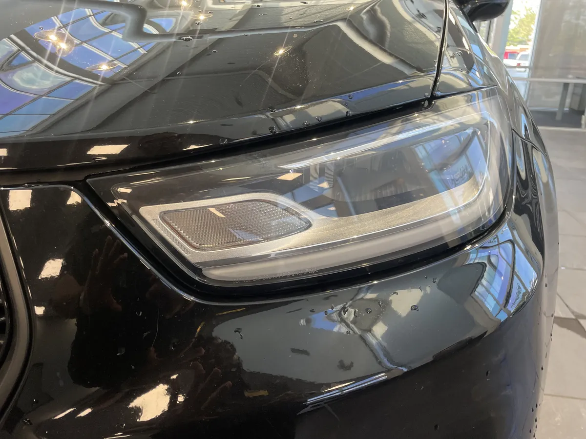 2025 Chrysler Pacifica Limited thumbnail 4