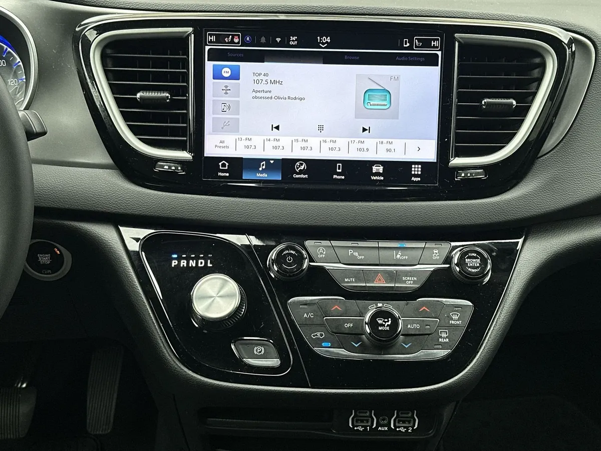 2025 Chrysler Pacifica Select thumbnail 25