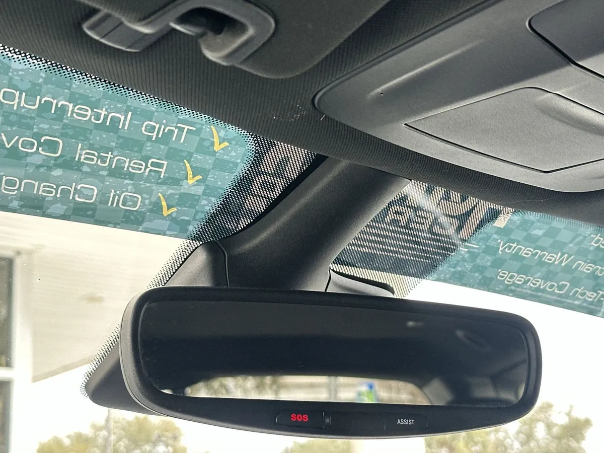 2025 Chrysler Pacifica Select thumbnail 29