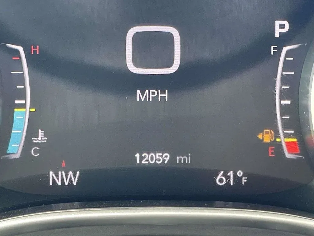 2025 Chrysler Pacifica Select thumbnail 19