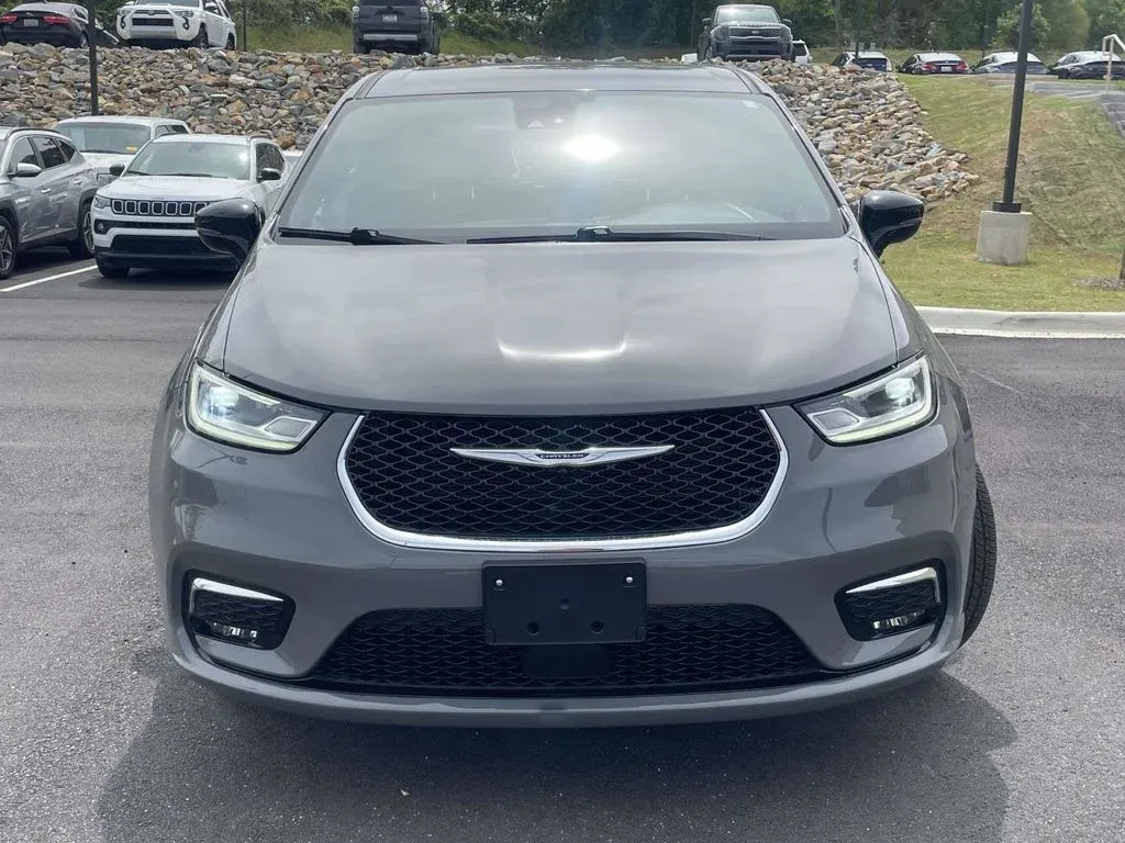2025 Chrysler Pacifica Select thumbnail 7