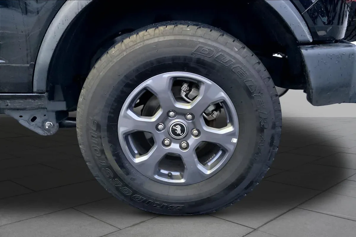2025 Ford Bronco Big Bend thumbnail 11