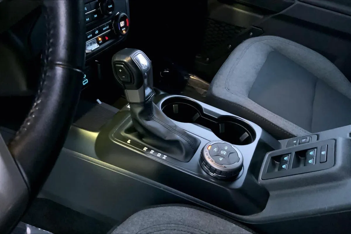 2025 Ford Bronco Big Bend thumbnail 16