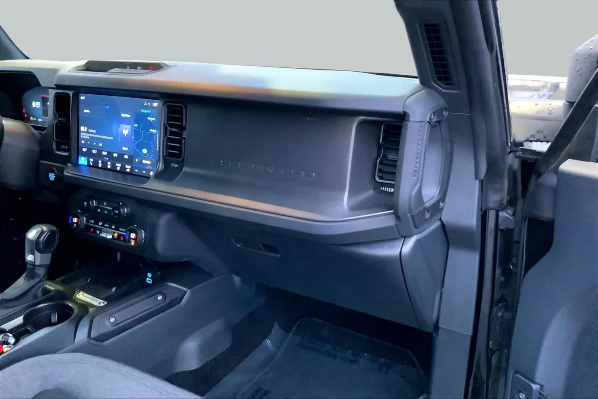 2025 Ford Bronco Big Bend thumbnail 18