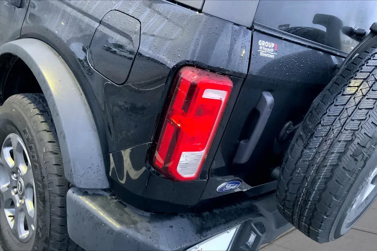 2025 Ford Bronco Big Bend thumbnail 27
