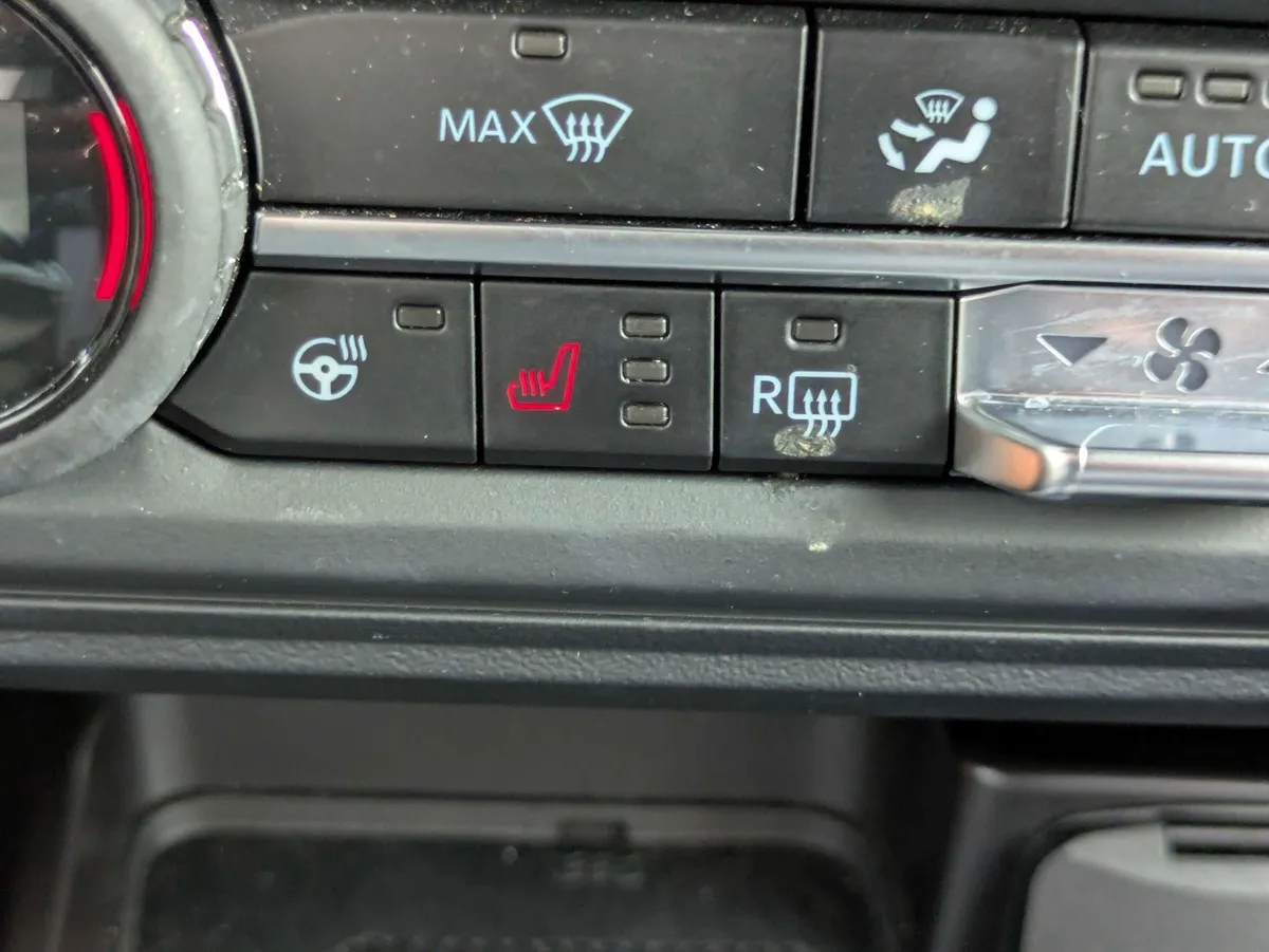 2025 Ford Bronco Outer Banks thumbnail 29