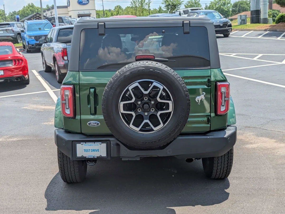 2025 Ford Bronco Outer Banks thumbnail 5