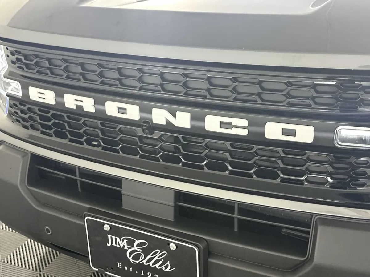 2025 Ford Bronco Sport Outer Banks thumbnail 19