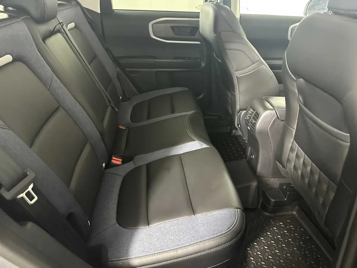 2025 Ford Bronco Sport Outer Banks thumbnail 25