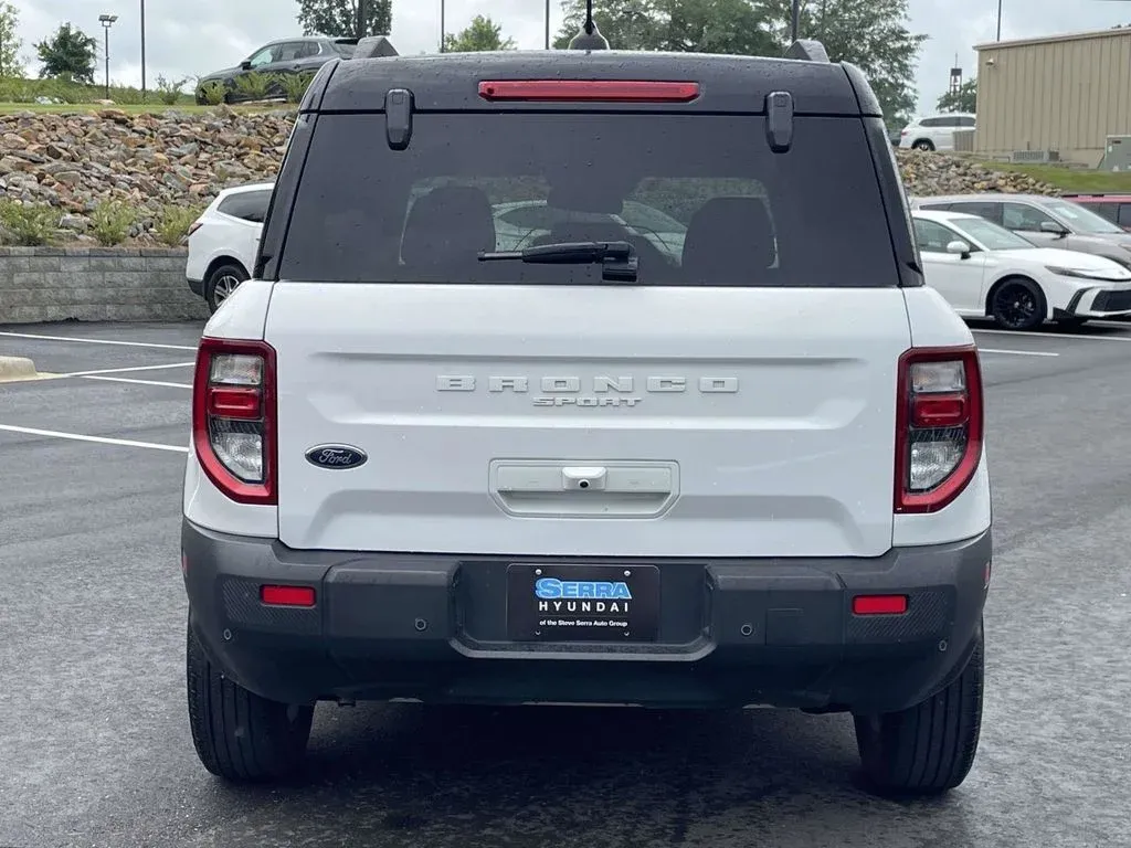 2025 Ford Bronco Sport Outer Banks thumbnail 4