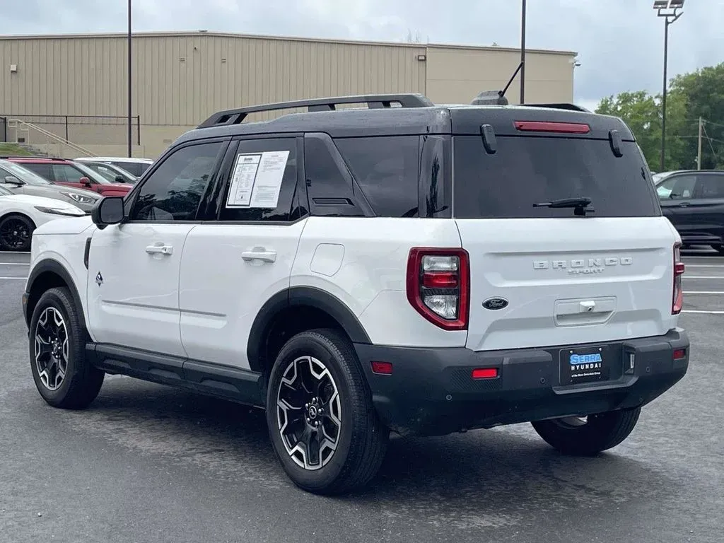 2025 Ford Bronco Sport Outer Banks thumbnail 5