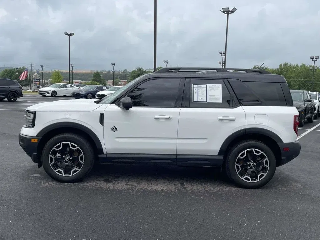 2025 Ford Bronco Sport Outer Banks thumbnail 6