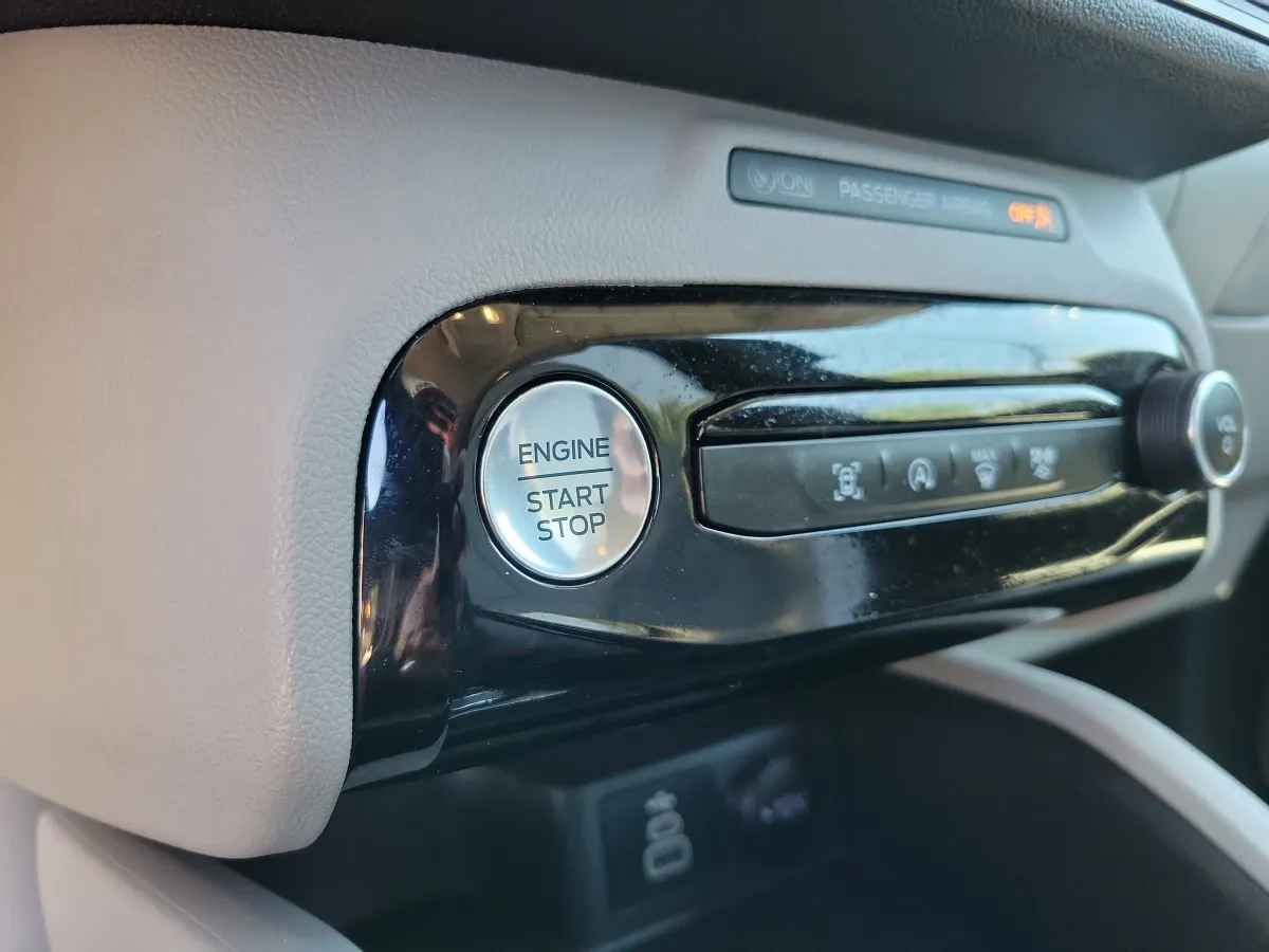 2025 Ford Escape Active thumbnail 13