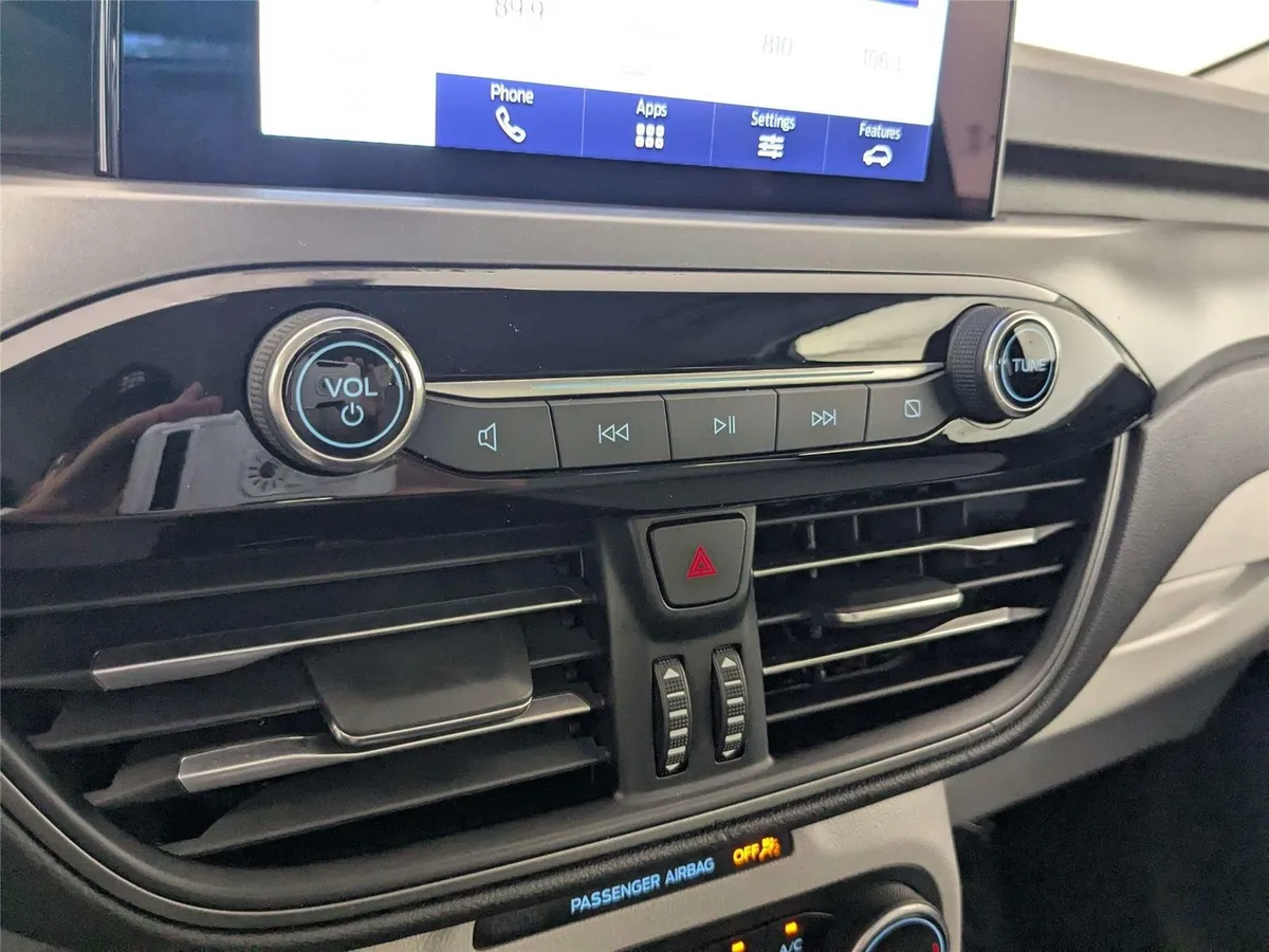 2025 Ford Escape Active thumbnail 22