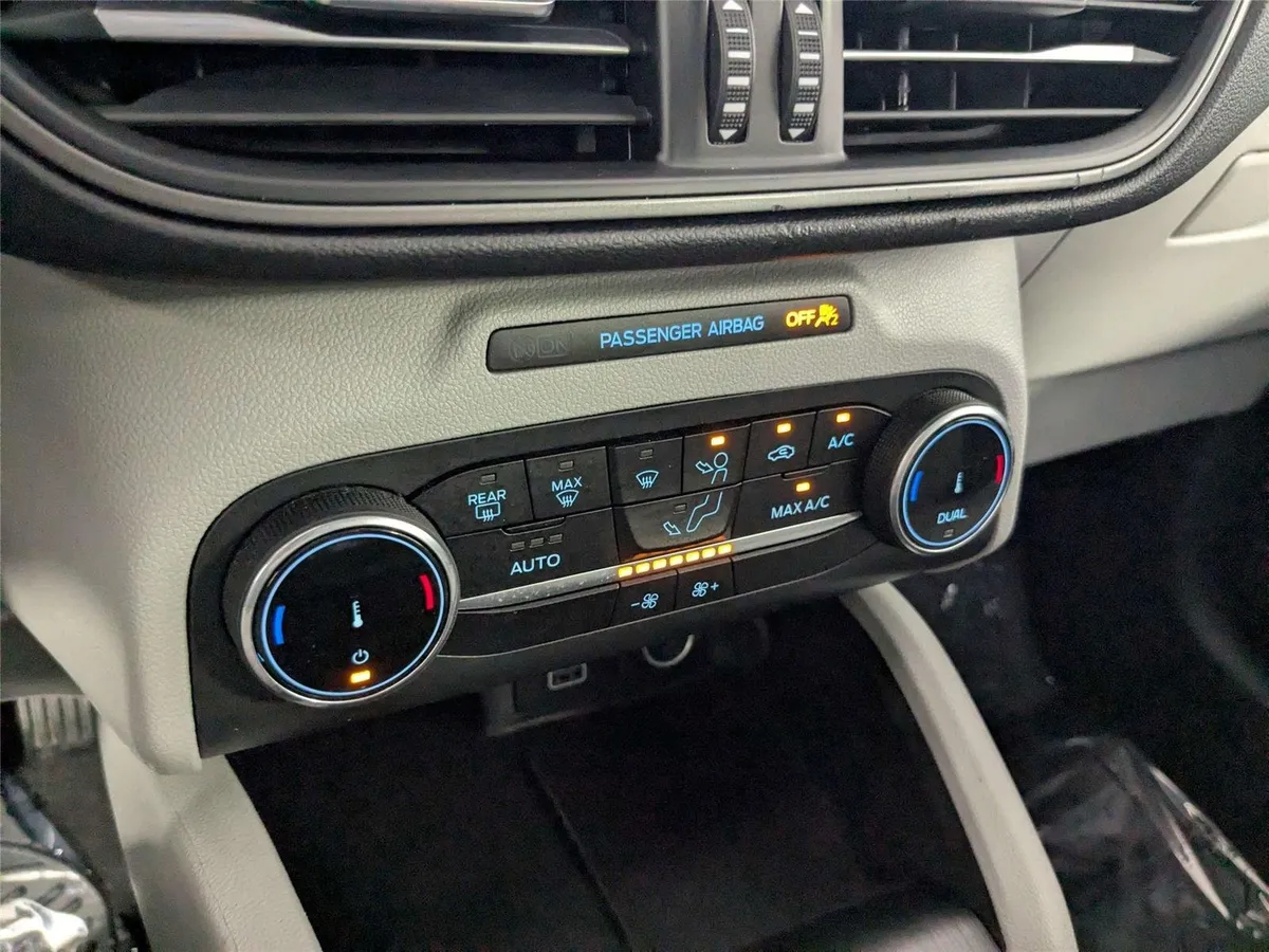 2025 Ford Escape Active thumbnail 23