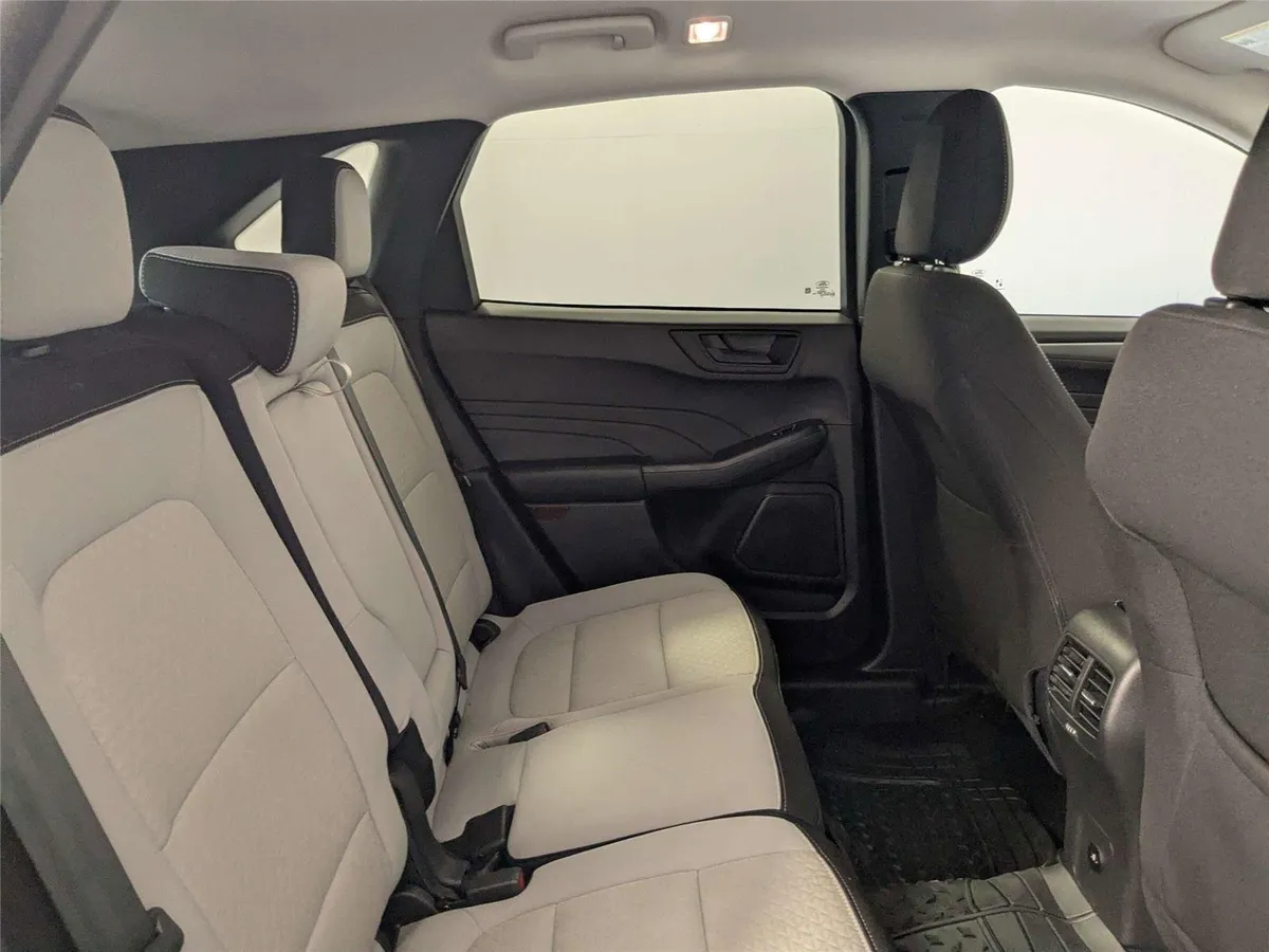 2025 Ford Escape Active thumbnail 28