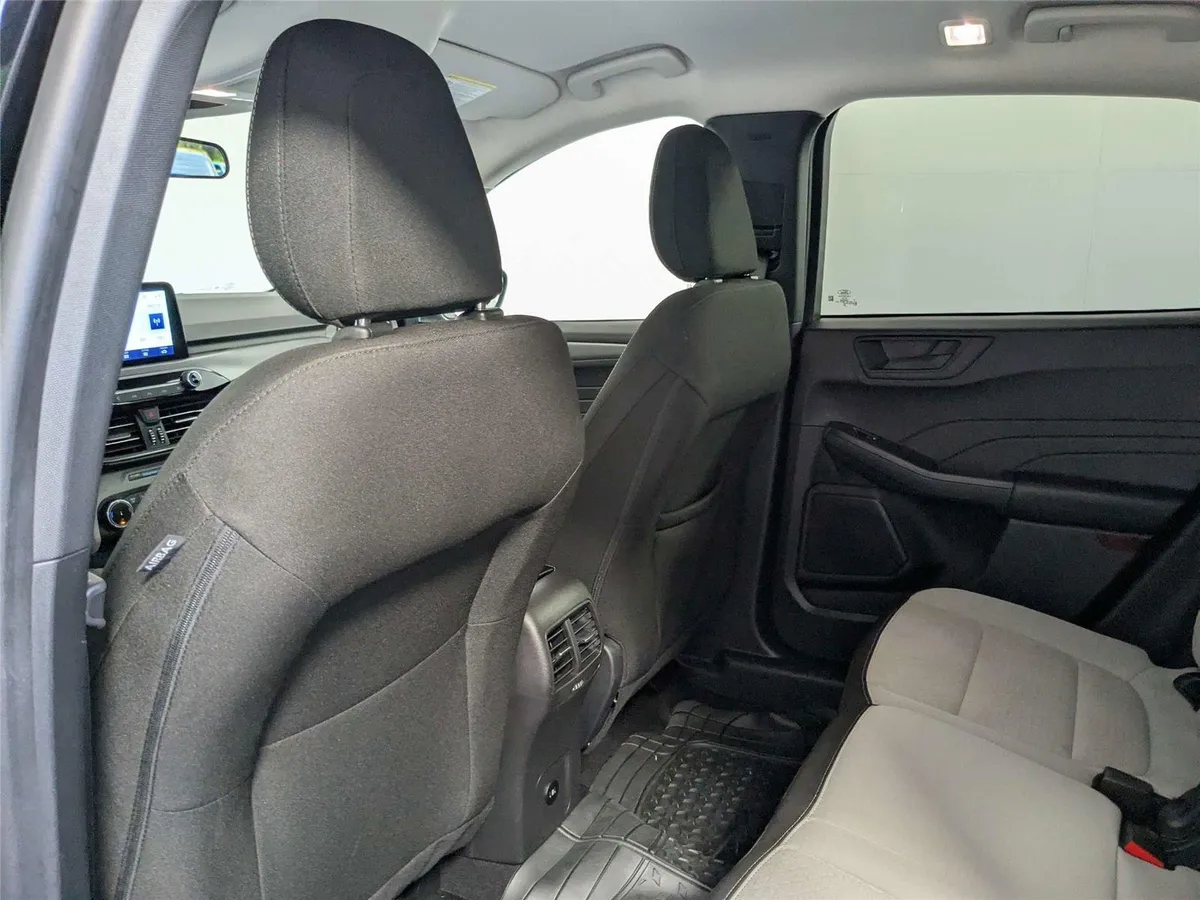 2025 Ford Escape Active thumbnail 35