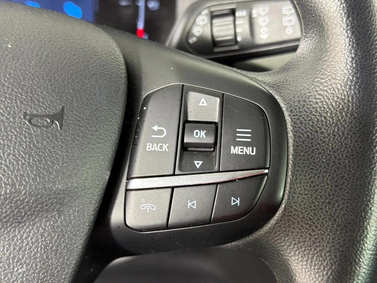 2025 Ford Escape Active thumbnail 25