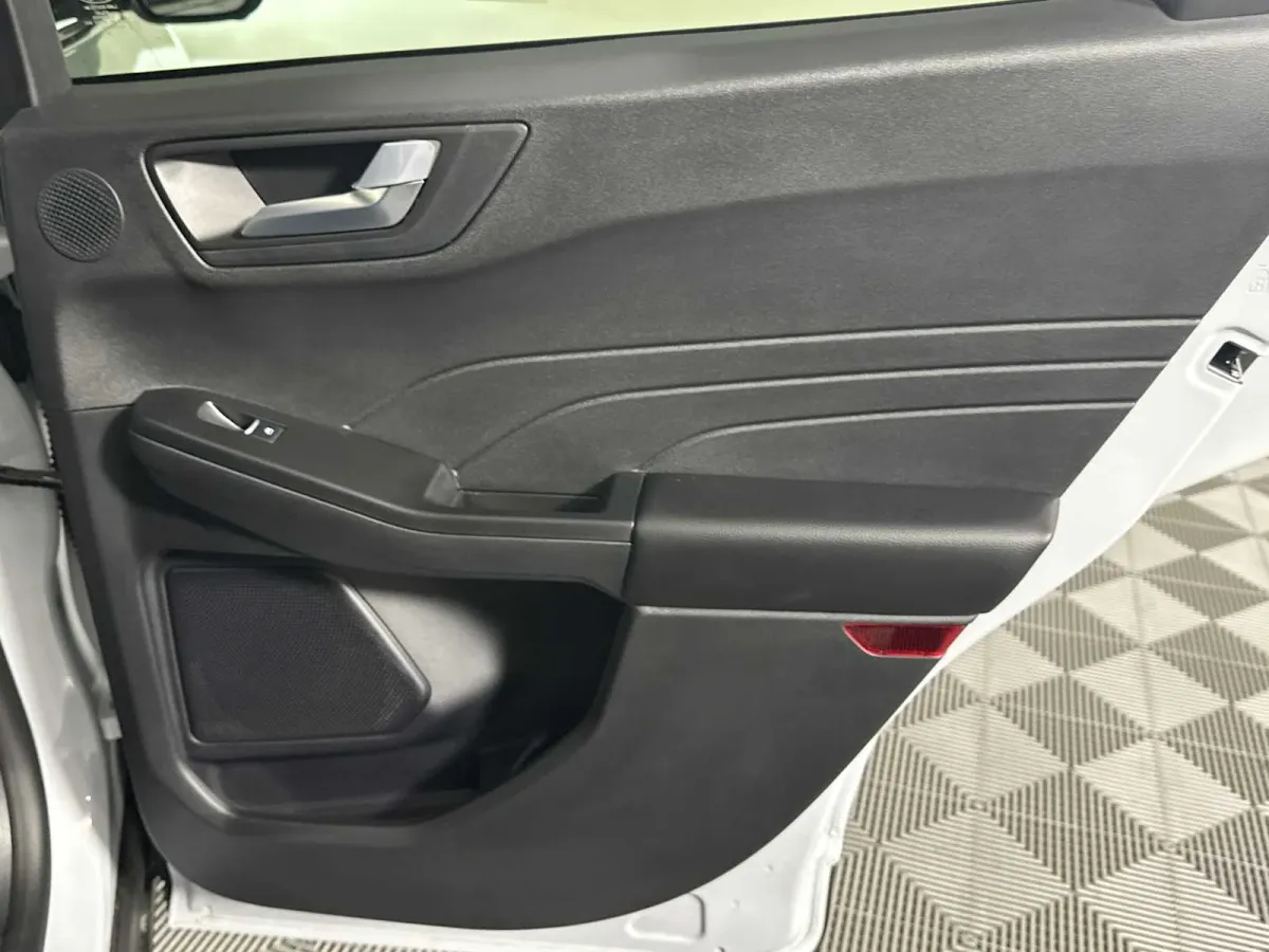 2025 Ford Escape PHEV thumbnail 20