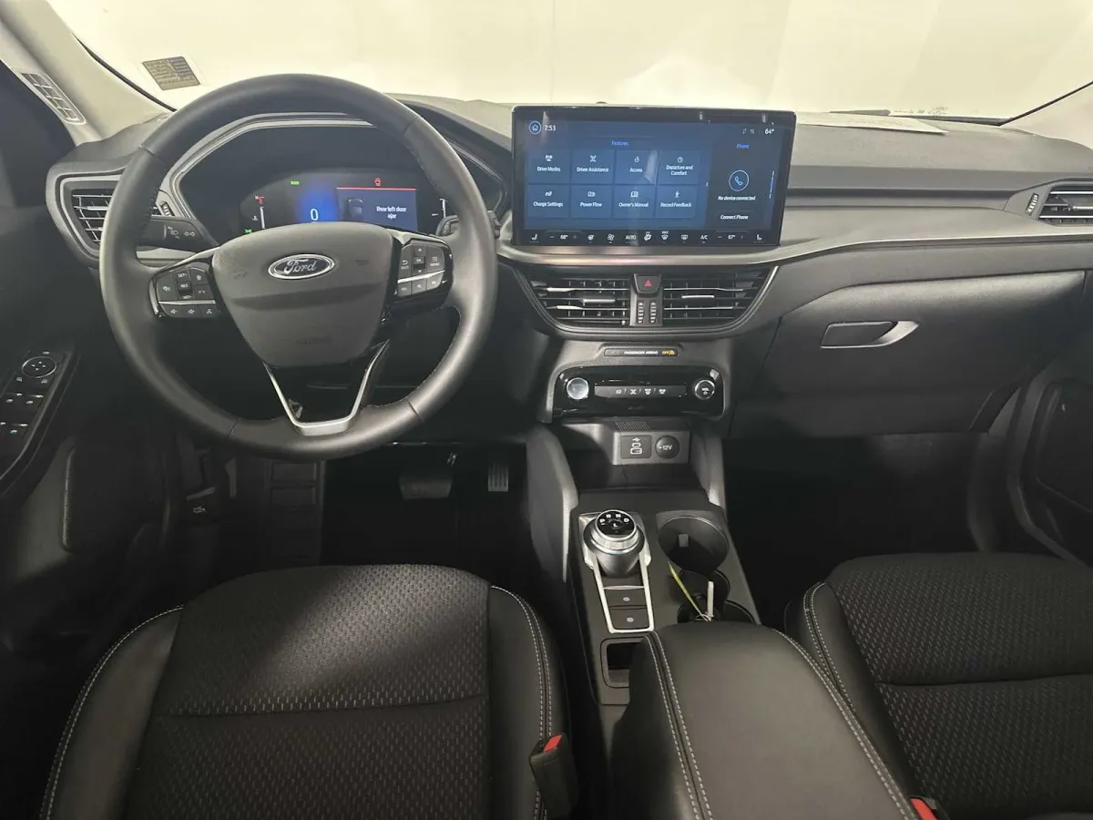 2025 Ford Escape PHEV thumbnail 27
