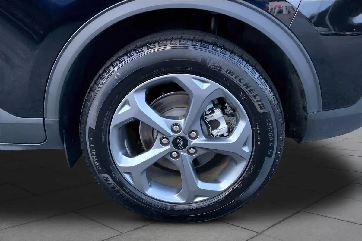 2025 Ford Escape ST-Line thumbnail 11