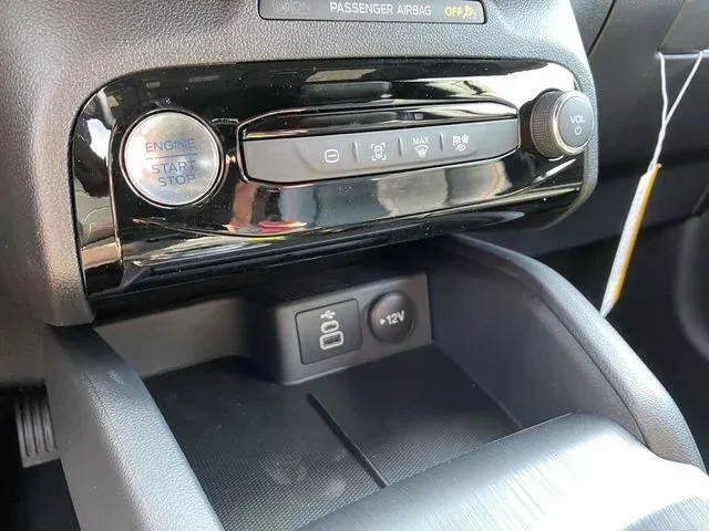 2025 Ford Escape ST-Line thumbnail 15