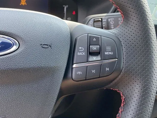 2025 Ford Escape ST-Line thumbnail 22