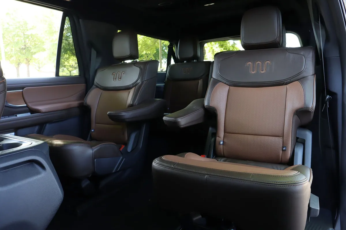 2025 Ford Expedition Max King Ranch thumbnail 10