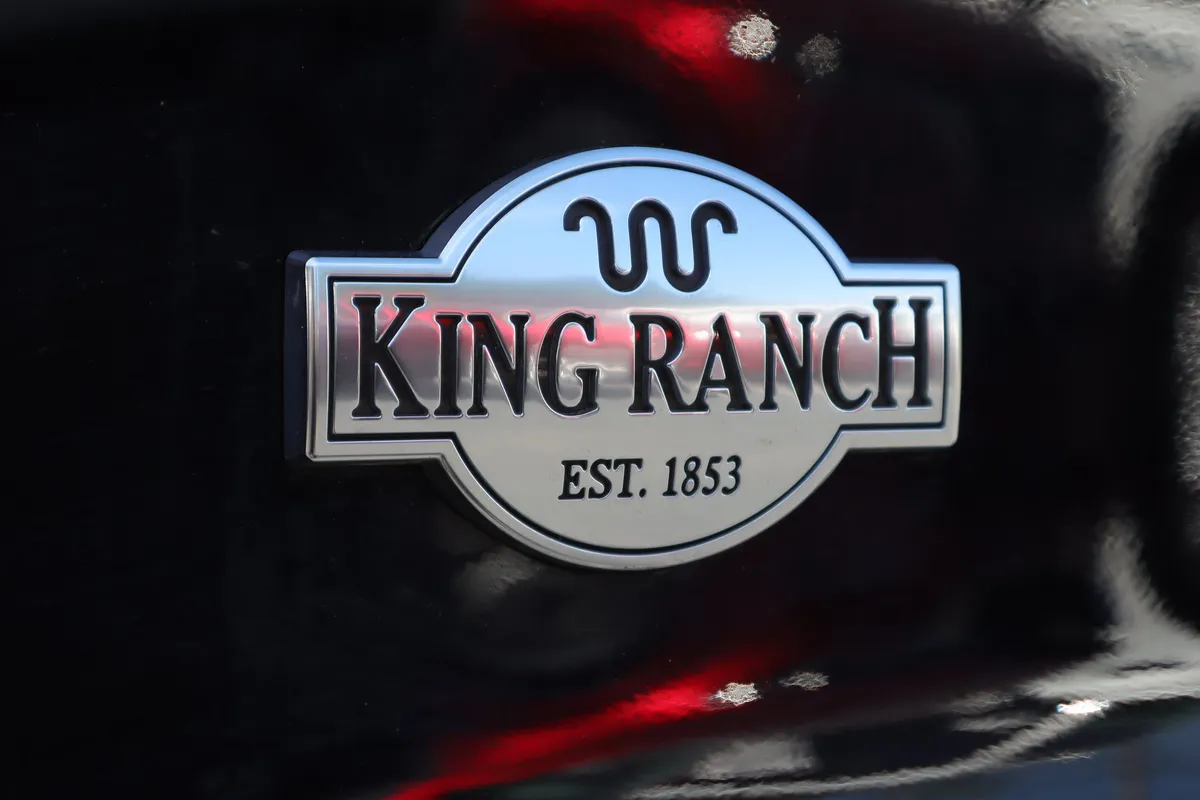 2025 Ford Expedition Max King Ranch thumbnail 36