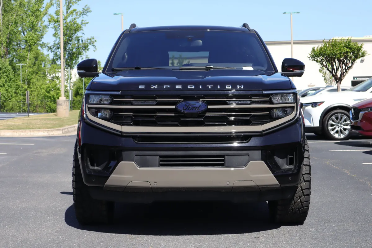 2025 Ford Expedition Max King Ranch thumbnail 37