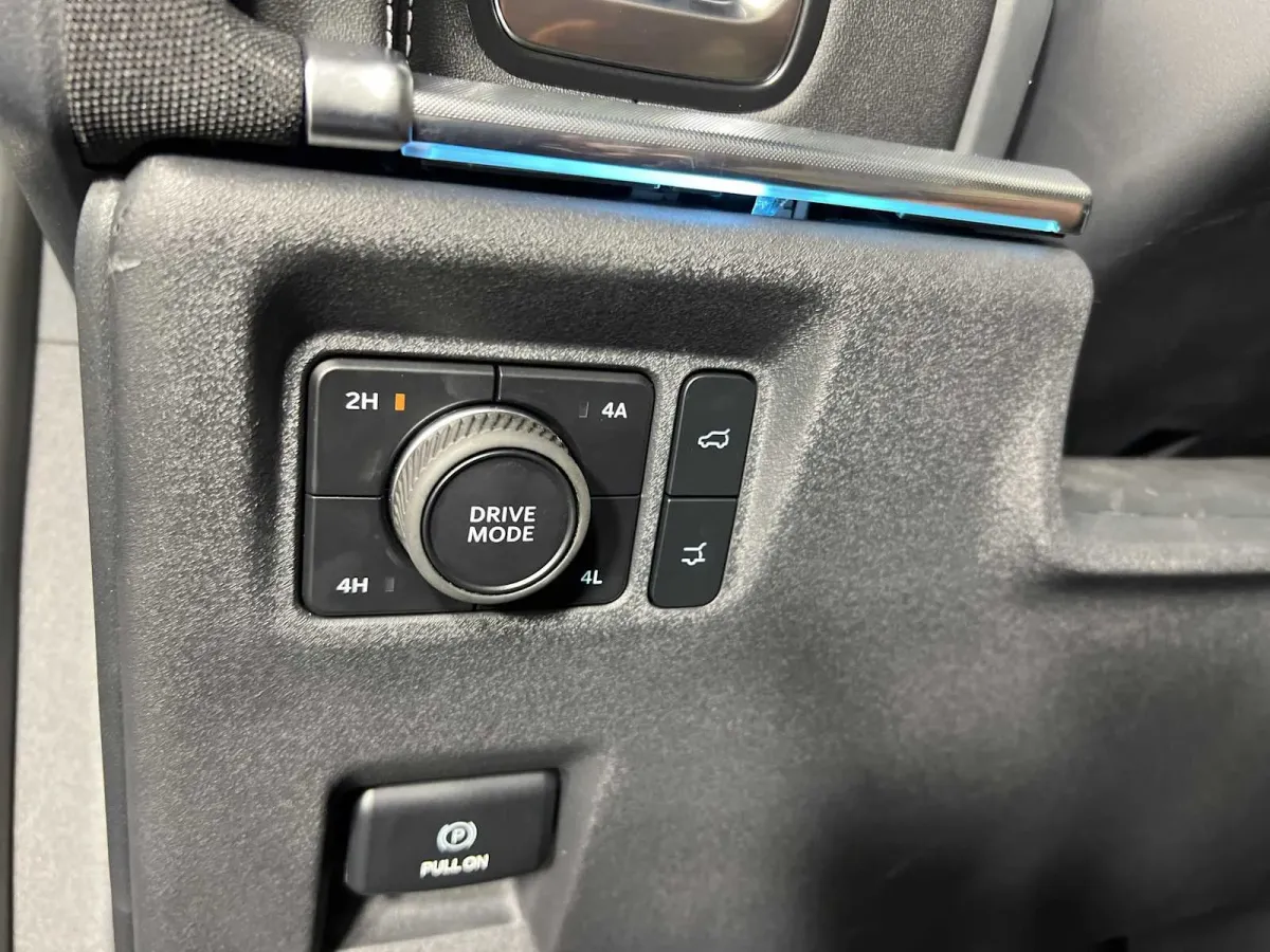 2025 Ford Expedition MAX Platinum thumbnail 39