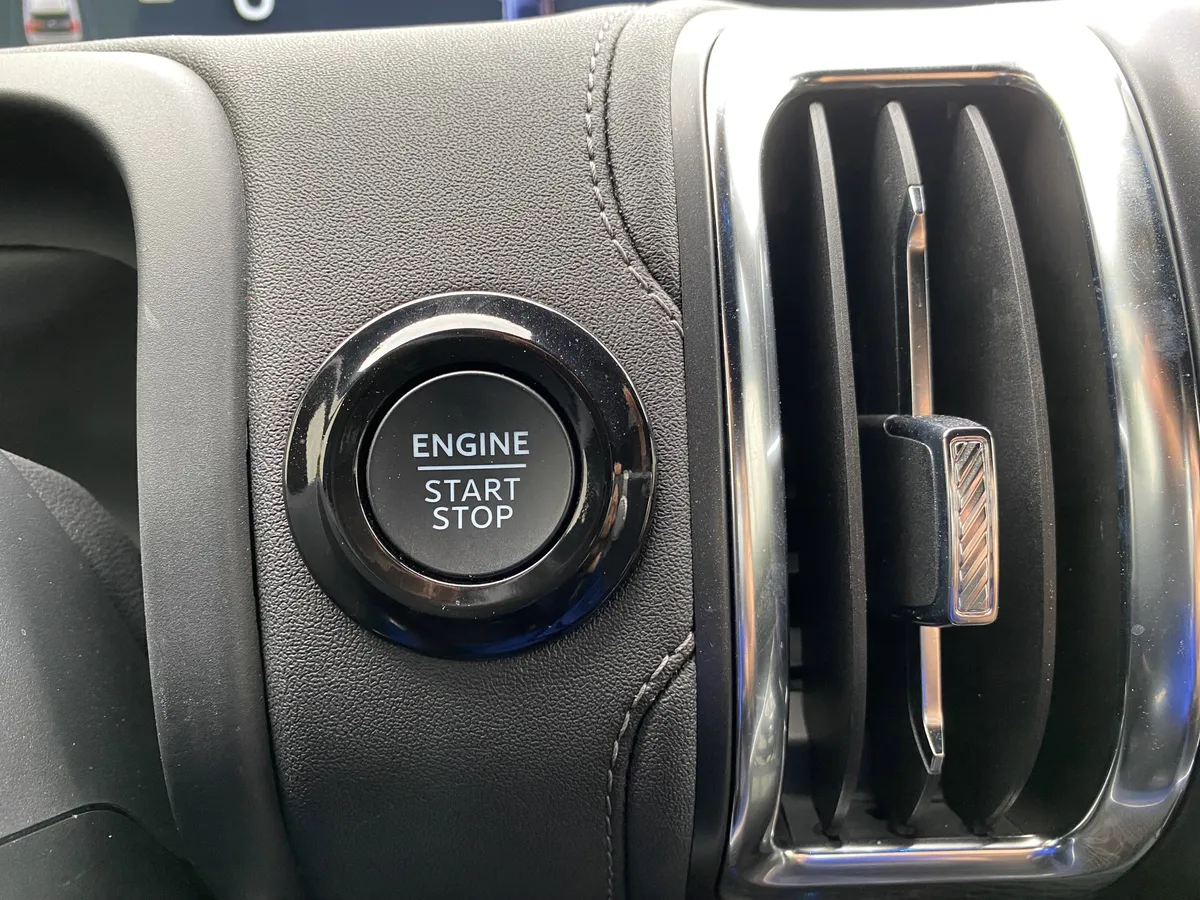 2025 Ford Expedition Max Platinum thumbnail 25