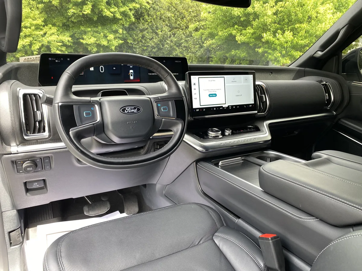 2025 Ford Expedition Max Platinum thumbnail 33
