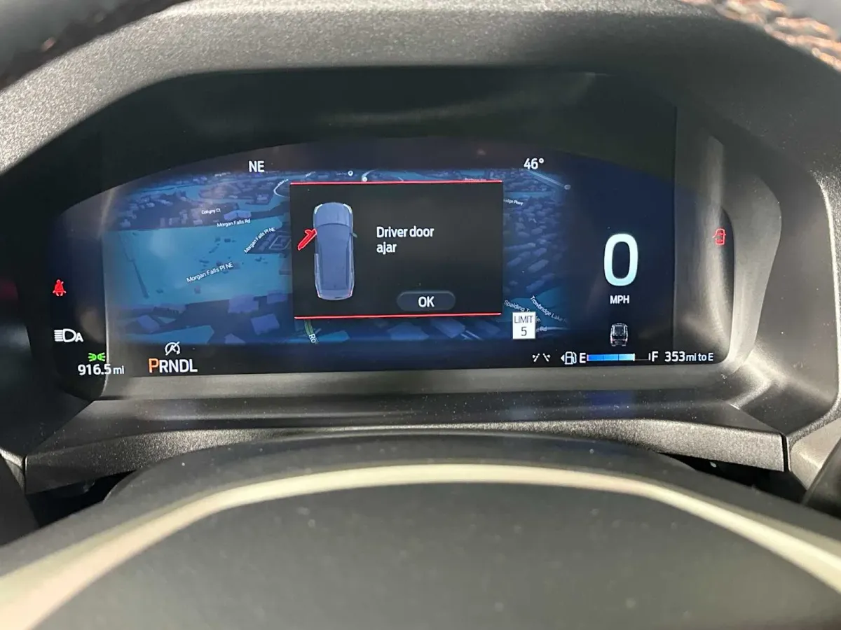 2025 Ford Explorer Active thumbnail 33