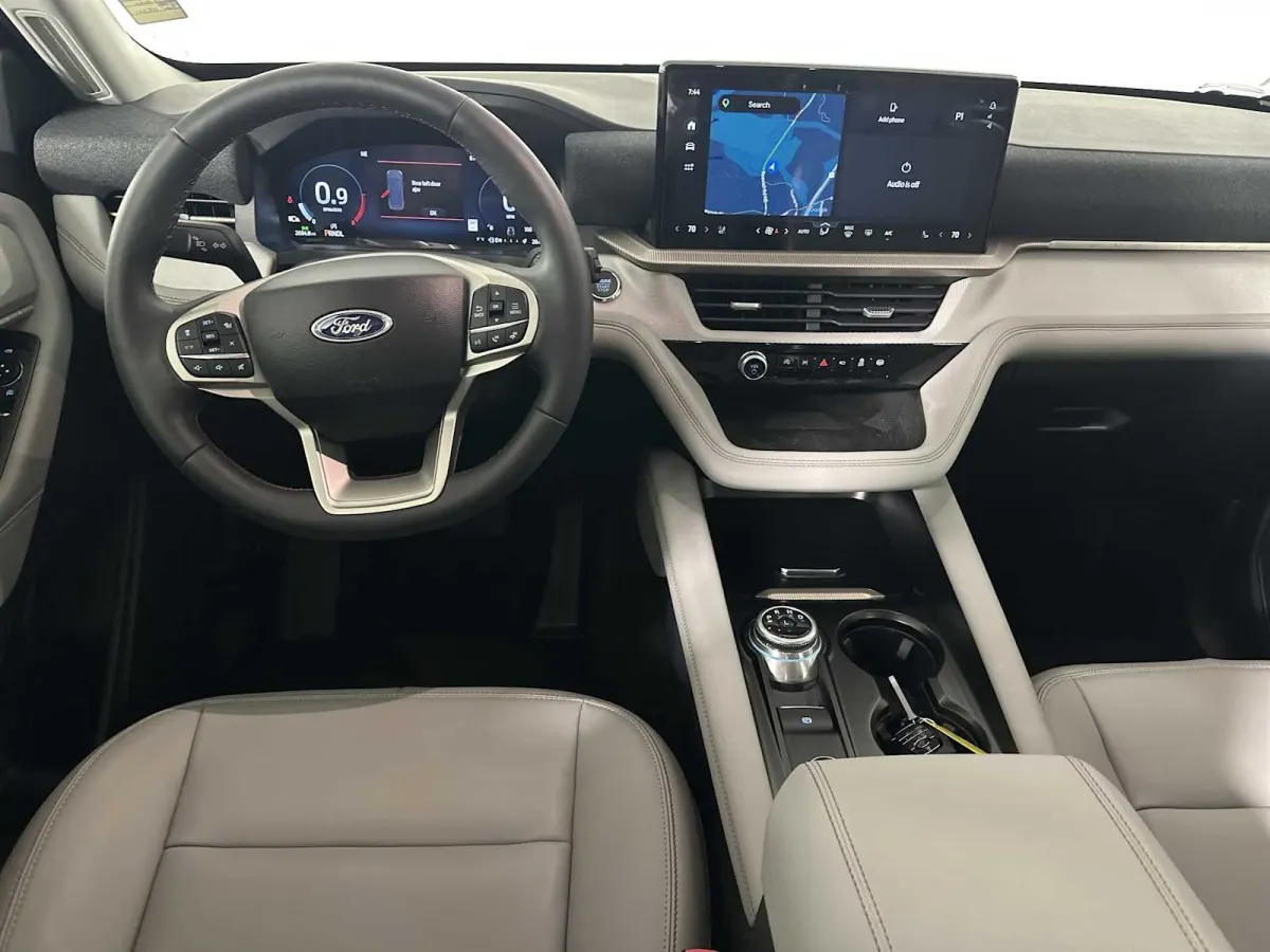 2025 Ford Explorer Active thumbnail 27