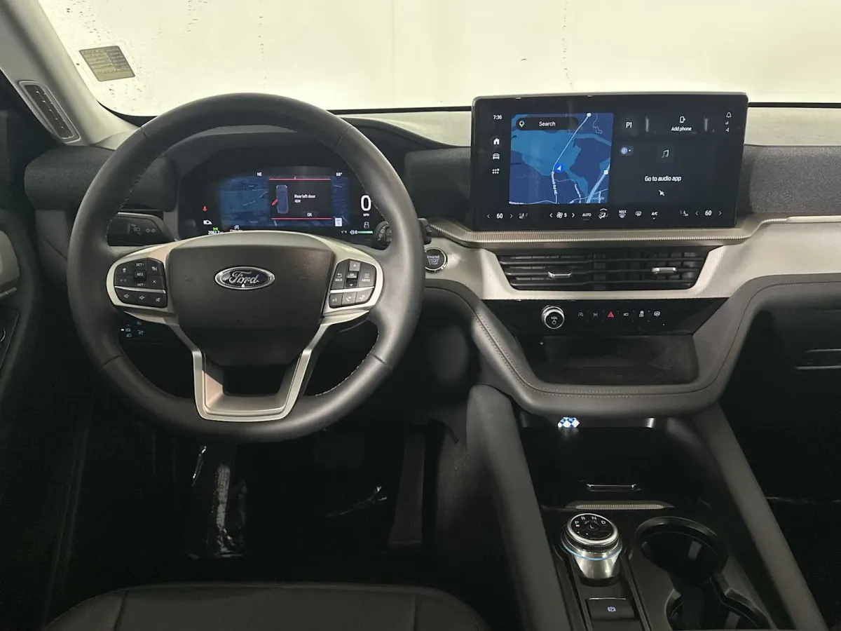 2025 Ford Explorer Active thumbnail 28