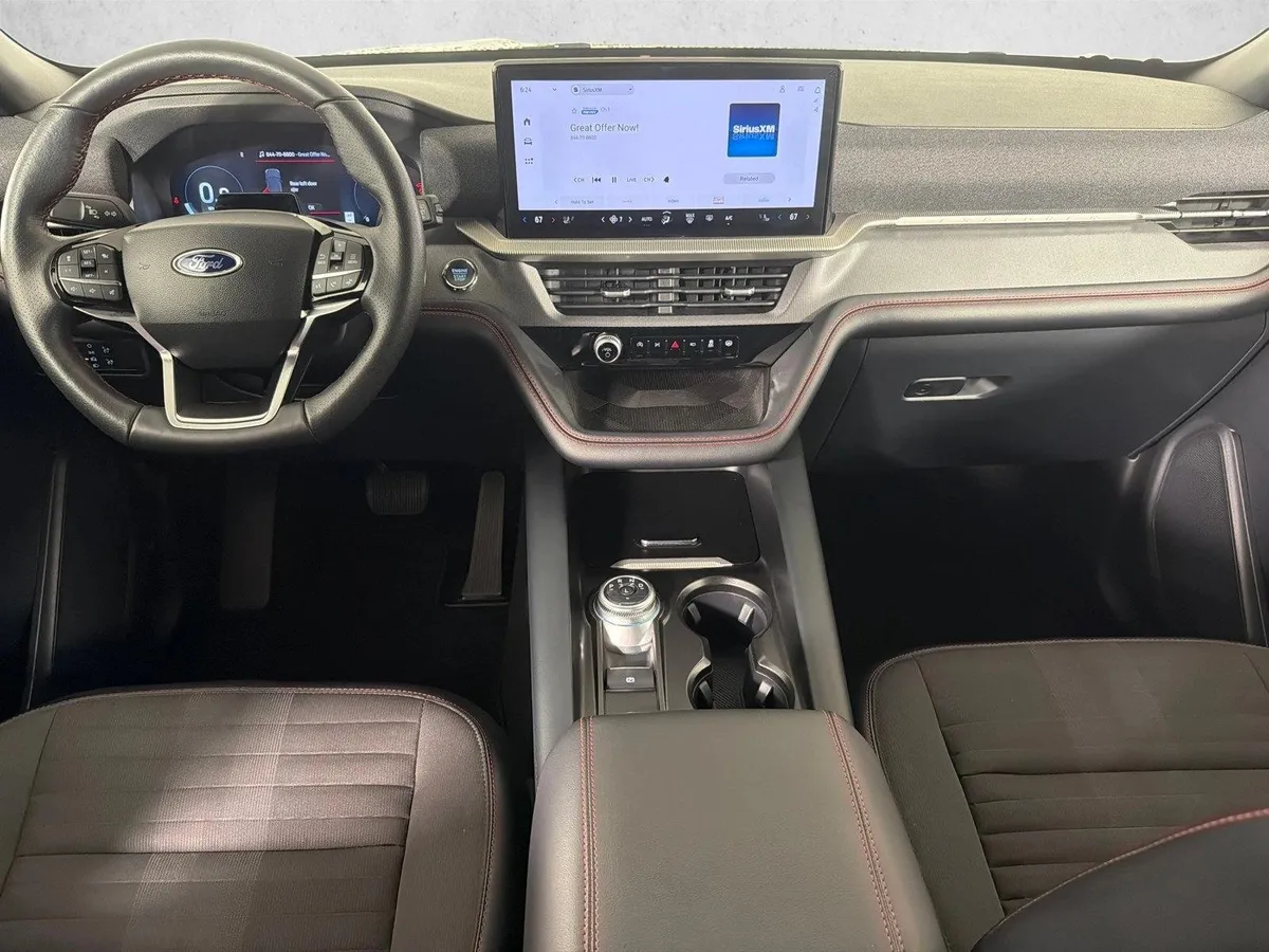 2025 Ford Explorer ST-Line thumbnail 23