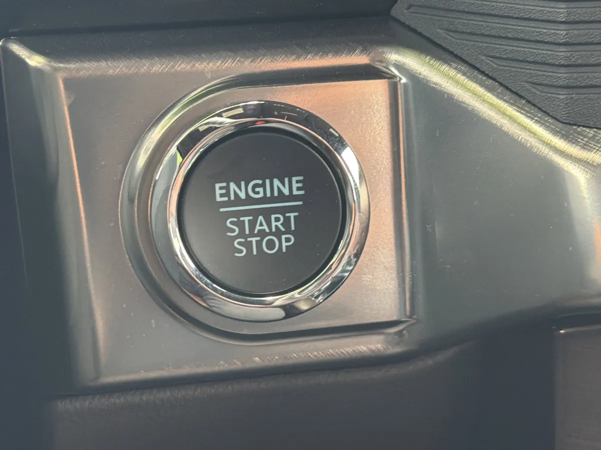 2025 Ford F-150 King Ranch thumbnail 14